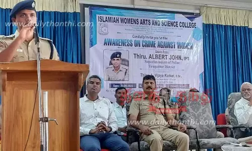 நாட்டின் வளர்ச்சிக்கு பெண் கல்வி மிக முக்கியம் -போலீஸ் சூப்பிரண்டு