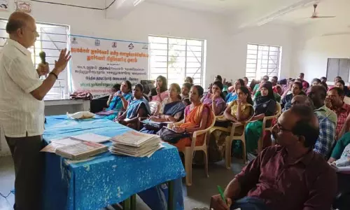 கூடலூரில் ஆசிரியர்களுக்கு விழிப்புணர்வு பயிற்சி