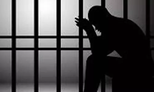 தறிபட்டறை தொழிலாளிக்கு 10 ஆண்டு சிறை