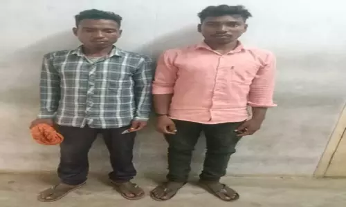 கொலை வழக்கில் தலைமறைவாக இருந்த அண்ணன்-தம்பி கோர்ட்டில் சரண்