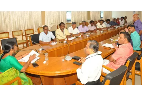 சமையற் கூடங்களில் அடிப்படை வசதிகளை உறுதிப்படுத்த வேண்டும் சமையற் கூடங்களில் அடிப்படை வசதிகளை உறுதிப்படுத்த வேண்டும்