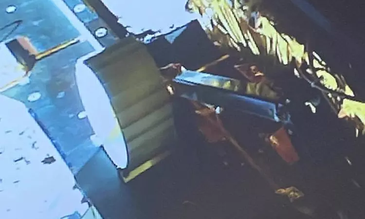 நிலவில் ஆய்வை தொடங்கி விட்டேன் - தகவல் தெரிவித்த ரோவர் நிலவில் ஆய்வை தொடங்கி விட்டேன் - தகவல் தெரிவித்த ரோவர்