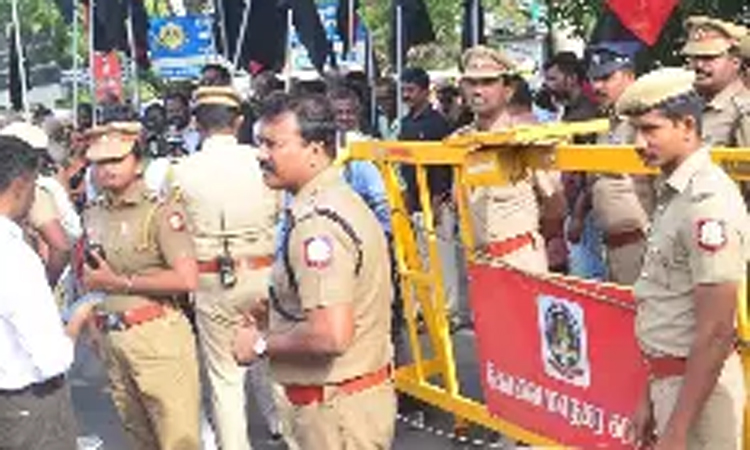 கோவையில் கவர்னர் ஆர்.என்.ரவிக்கு எதிராக கருப்புக்கொடி காட்ட முயன்ற 39 பேர் கைது