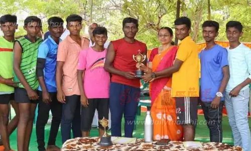 பள்ளி மாணவர்களுக்கு விளையாட்டு போட்டிகள்