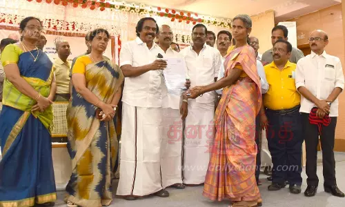 ராமியனஅள்ளியில்பால் உற்பத்தியாளர்களுக்கு நலத்திட்ட உதவிகள்அமைச்சர் மனோ தங்கராஜ் வழங்கினார்