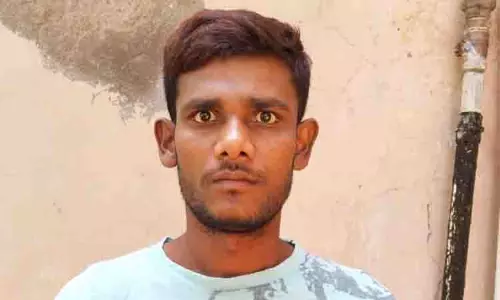 நகை- வெள்ளி பொருட்கள் திருடிய வழக்கில் வடமாநில வாலிபர் கைது நகை- வெள்ளி பொருட்கள் திருடிய வழக்கில் வடமாநில வாலிபர் கைது