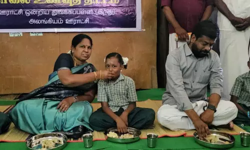 செய்யப்பட்ட காலை உணவு திட்டjjம்