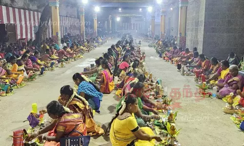 சங்கரராமேசுவரர் கோவிலில் சுமங்கலி பூஜை சங்கரராமேசுவரர் கோவிலில் சுமங்கலி பூஜை