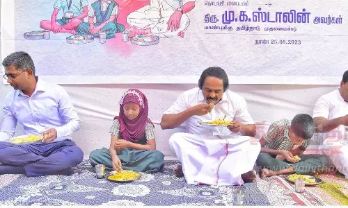 குமரி மாவட்டத்தில் 333 அரசு பள்ளிகளுக்கு காலை உணவு திட்டம் விரிவாக்கம்; அமைச்சர் மனோ தங்கராஜ் தொடங்கி வைத்தார்
