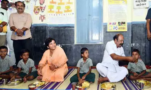 946 பள்ளிகளில் காலை உணவு திட்டம்