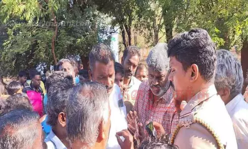 பொதுமக்கள் சாலை மறியல் பொதுமக்கள் சாலை மறியல்