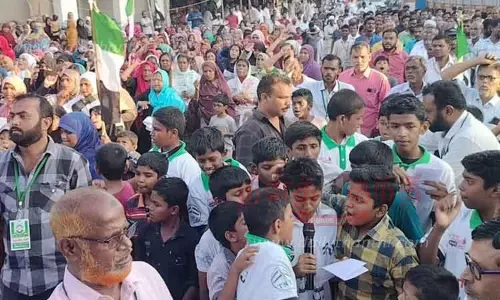 தமிழ்நாடு தவ்ஹீத் ஜமாத் கண்டன ஆர்ப்பாட்டம் தமிழ்நாடு தவ்ஹீத் ஜமாத் கண்டன ஆர்ப்பாட்டம்