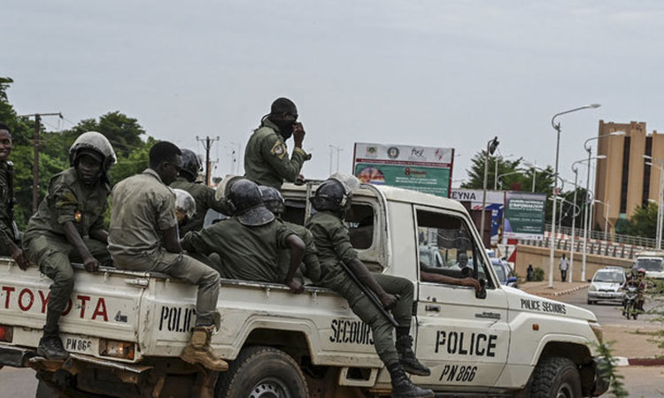 பிரான்ஸ் தூதர் உடனே வெளியேற வேண்டும்.. நைஜர் ராணுவ ஆட்சியாளர்கள் அதிரடி உத்தரவு