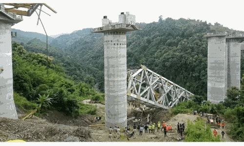 மிசோரம் ரெயில்வே பால விபத்து: உயர்மட்ட விசாரணைக்குழு அமைப்பு மிசோரம் ரெயில்வே பால விபத்து: உயர்மட்ட விசாரணைக்குழு அமைப்பு