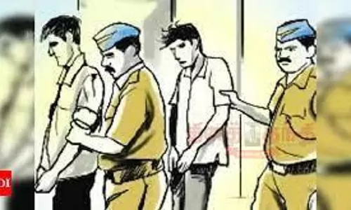 கஞ்சா விற்ற 4 பேர் குண்டர் சட்டத்தில் கைது