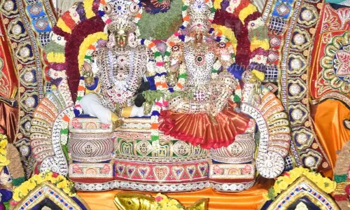 தர்மபுரி குமாரசாமிப்பேட்டைஅங்காள பரமேஸ்வரி அம்மன் கோவிலில் 108 விளக்கு பூஜை