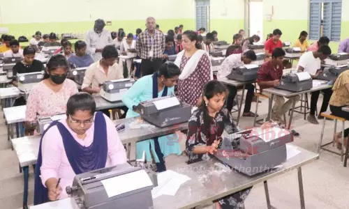 3 மையங்களில் தட்டச்சு தேர்வுகள்