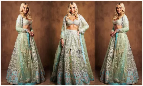 காஷ்மீர் வரும் உலக அழகி கரோலினா பைலாவ்ஸ்கா...!!!