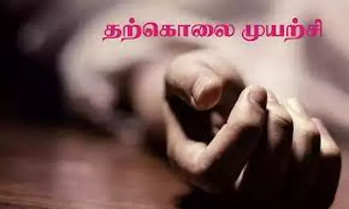 மனைவியை சரமாரியாக கத்தியால் குத்திவிட்டு கழுத்தை அறுத்து தற்கொலைக்கு முயன்ற முதியவர்; இருவருக்கும் ஆஸ்பத்திரியில் தீவிர சிகிச்சை மனைவியை சரமாரியாக கத்தியால் குத்திவிட்டு கழுத்தை அறுத்து தற்கொலைக்கு முயன்ற முதியவர்; இருவருக்கும் ஆஸ்பத்திரியில் தீவிர சிகிச்சை