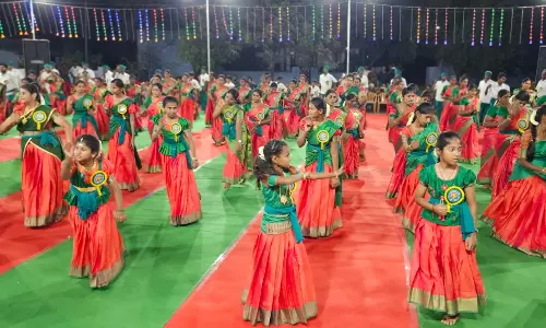 வள்ளி கும்மியாட்டம் அரங்கேற்றம்