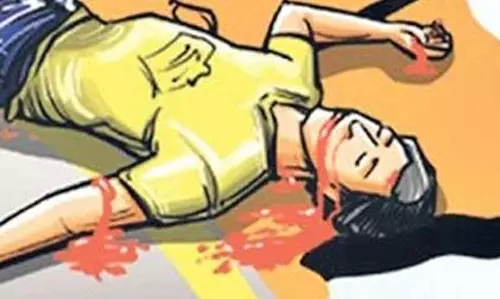 டிராக்டர் மோதி பெண்பலி டிராக்டர் மோதி பெண்பலி