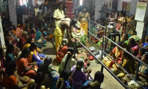 சிவன் கோவில்களில் பிரதோஷ பூஜை