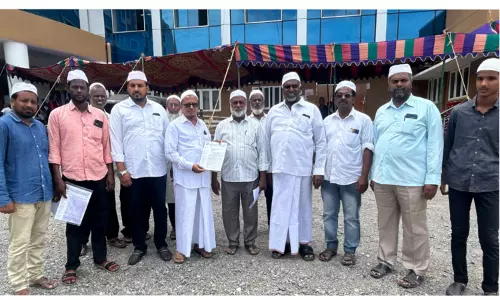 வீட்டுமனை தருவதாகக் கூறி பணம் வசூலித்து மோசடி