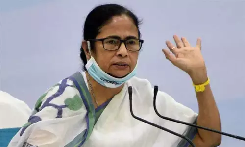 நாடாளுமன்ற தேர்தல் டிசம்பரில் நடக்க வாய்ப்பு..!! மம்தா பானர்ஜி ஆரூடம்