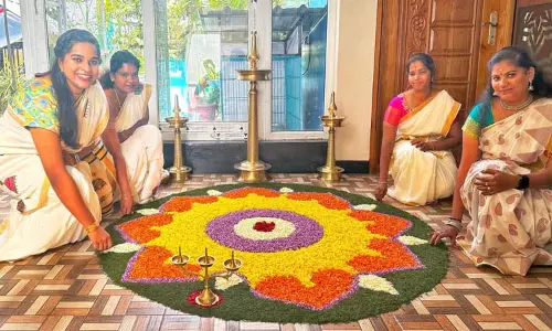 பொள்ளாச்சி பொள்ளாச்சி பகுதியில் ஓணம் பண்டிகை கோலாகலம்