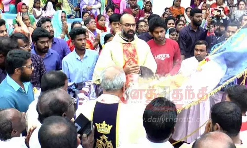 வேளாங்கண்ணி ஆலய திருவிழா கொடியேற்றம் வேளாங்கண்ணி ஆலய திருவிழா கொடியேற்றம்