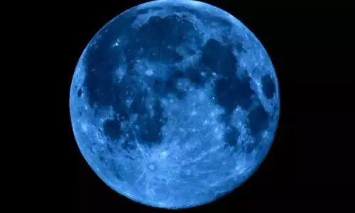 சென்னையில் நாளை அபூர்வமாக நீல நிலவு காட்சி; 2½ ஆண்டுக்கு ஒருமுறை வரும் அரிய நிகழ்வு