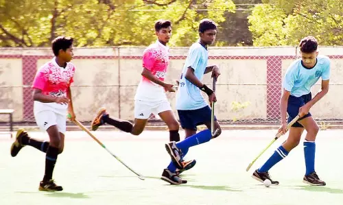 மாவட்ட அளவிலான ஆக்கி போட்டியில்காஜாமியான் பள்ளி சாம்பியன்