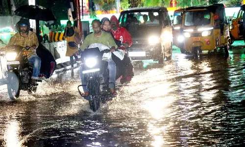 திருச்சி மாவட்டத்தின் பல்வேறு பகுதியில் நேற்று கனமழை