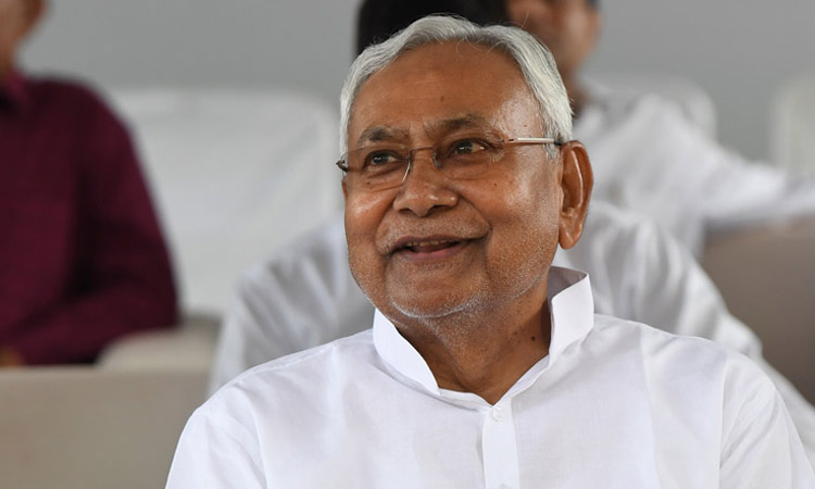 மக்களவை தேர்தல் முன்கூட்டியே நடத்த வாய்ப்பு..!! பீகார் முதல்-மந்திரி நிதிஷ் குமார் கணிப்பு