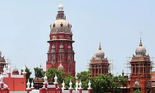 அரசு வழக்கறிஞர்களுக்கான கட்டண பாக்கி விவகாரம்: செப்.26-ம் தேதிக்குள் அறிக்கை தாக்கல் செய்ய சென்னை ஐகோர்ட்டு உத்தரவு