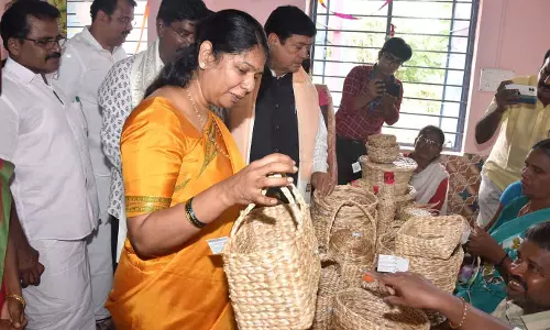 கனிமொழி எம்.பி. தலைமையிலான நாடாளுமன்ற நிலைக்குழுவினர் ஆய்வு