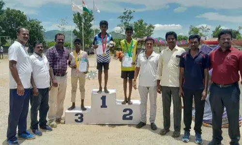 வட்டார அளவிலான தடகள போட்டி