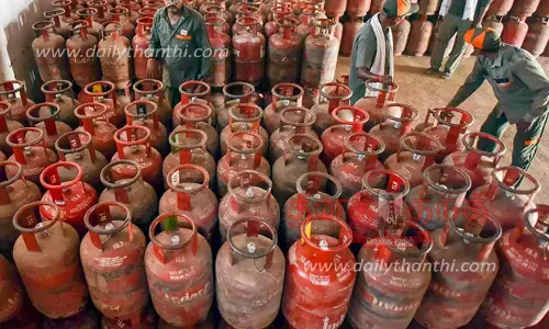 சமையல் கியாஸ் விலை ரூ.200 குறைப்புமக்கள் சுமை குறைப்பா? தேர்தல் எதிர்பார்ப்பா?பொதுமக்கள் கருத்து சமையல் கியாஸ் விலை ரூ.200 குறைப்புமக்கள் சுமை குறைப்பா? தேர்தல் எதிர்பார்ப்பா?பொதுமக்கள் கருத்து