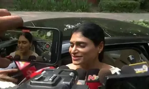 காங்கிரசுடன் கூட்டணியா..? சோனியாகாந்தியுடன் ஒய்.எஸ். சர்மிளா சந்திப்பு