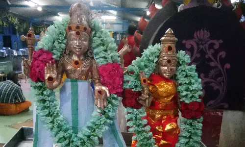 ஏகாம்பரேஸ்வரர் கோவிலில் சிறப்பு பூஜை