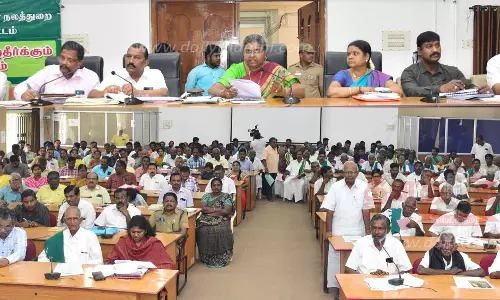 கரும்புக்கான வெட்டுக்கூலியை நிர்ணயம் செய்ய முத்தரப்பு கூட்டம்