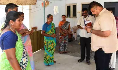 மகளிர் உரிமைத்தொகை திட்ட விண்ணப்பம் சரிபார்க்கும் பணி