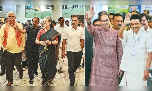 நாடாளுமன்ற தேர்தல் வியூகம் தொடர்பாக மும்பையில் இந்தியா கூட்டணி கட்சிகள் தீவிர ஆலோசனை