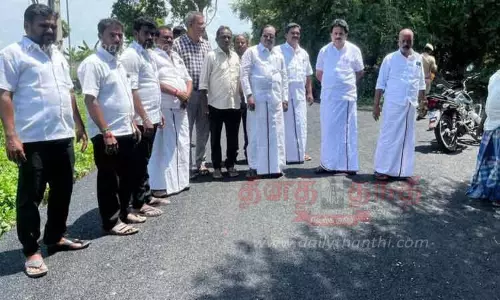 ரூ.88 லட்சம் மதிப்பில் தார்சாலை அமைக்கும் பணி