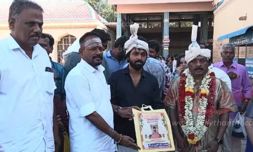 இசையமைப்பாளர் ஜி.வி.பிரகாஷ்குமார் சாமி தரிசனம்