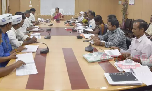 வாக்குச்சாவடிகள் மறுசீரமைப்பு குறித்து அரசியல் கட்சி பிரதிநிதிகள் ஆய்வுக்கூட்டம்