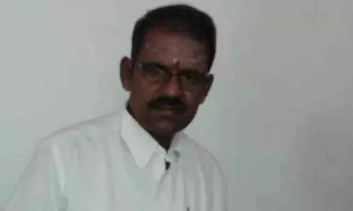 வீட்டின் கழிவறையில் தவறி விழுந்து உடற்கல்வி ஆசிரியர் பலி