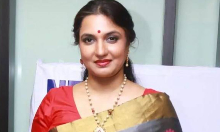 பாடலாசிரியரான நடிகை சுகன்யா