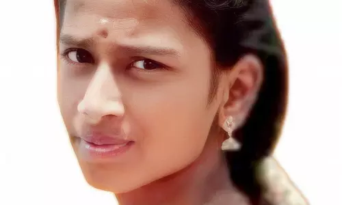 கிணற்றில் இளம்பெண் பிணம்