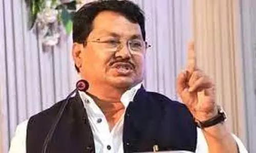 ஜல்னா வன்முறைக்கு பொறுப்பேற்று பட்னாவிஸ் பதவி விலக வேண்டும்; எதிர்க்கட்சி தலைவர் வலியுறுத்தல்